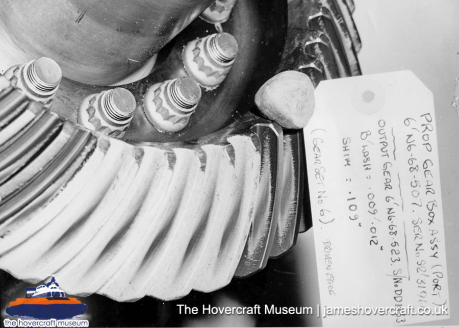 SRN6 close-up details - Driveshaft and gear (credit: The Hovercraft Museum Trust).